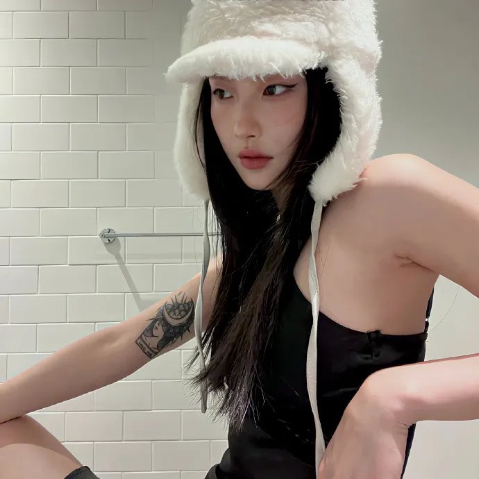 离家后我独自盛放